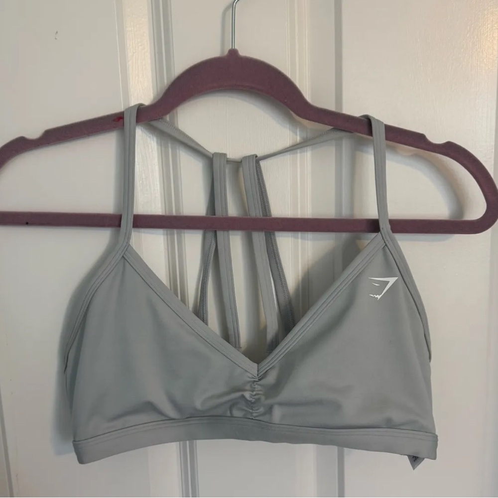 Gymshark Minimal Sports Bra Light Grey - Picture 2 of 3
